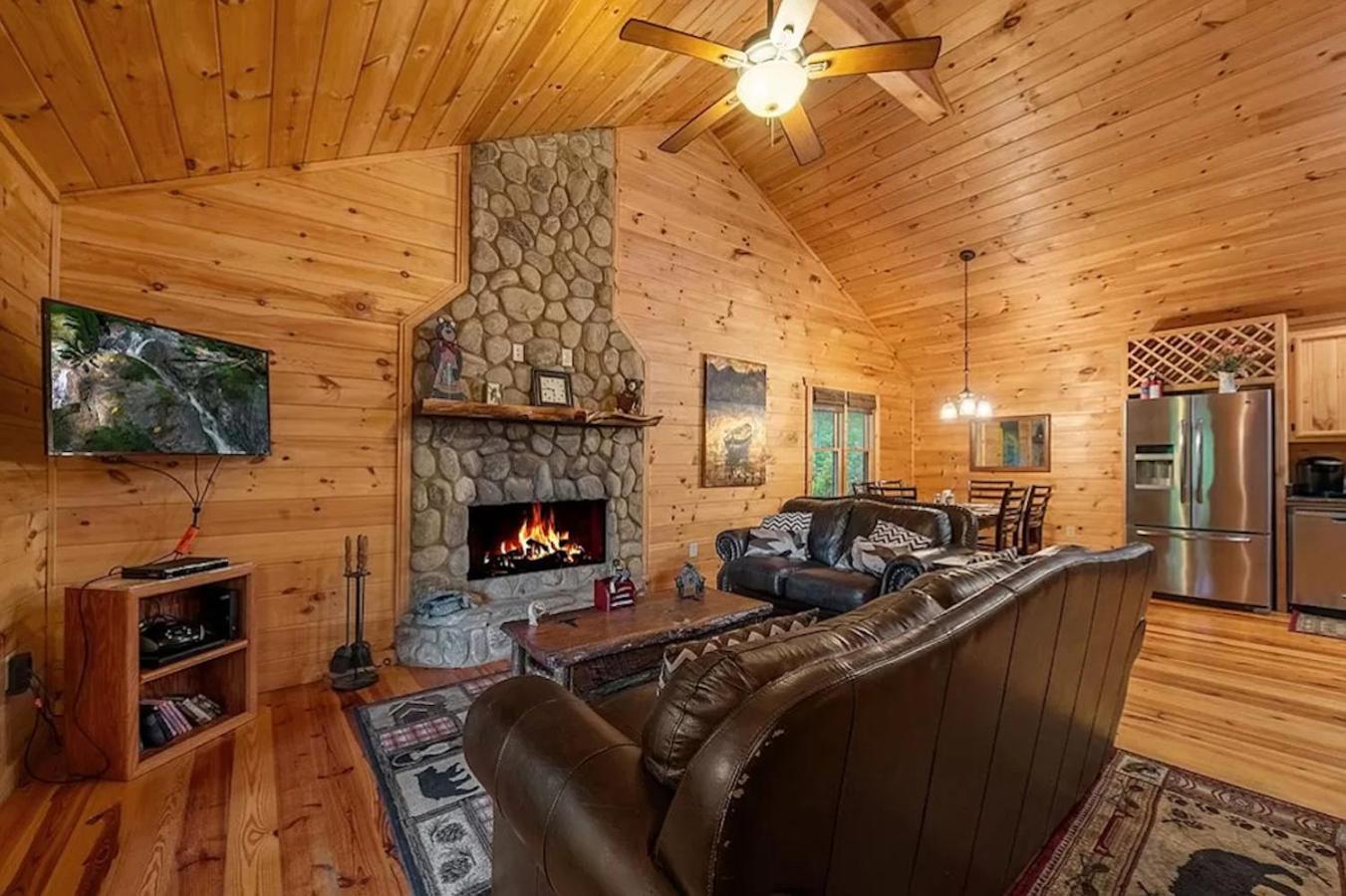 The Cozy Lazy Laurel With Year-Round Mountain Views, Hot Tub, Fire Pit Villa Cherry Log Kültér fotó